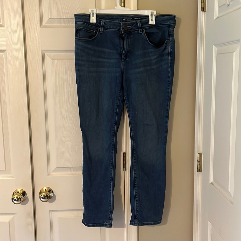 14 Short Lee Perfect Fit Straight Leg Jeans